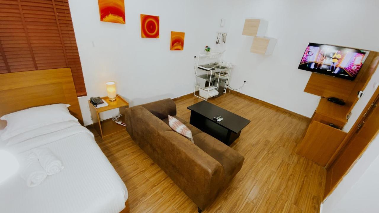 Taverna Lounge & Boutique Hotel Port Harcourt Dış mekan fotoğraf