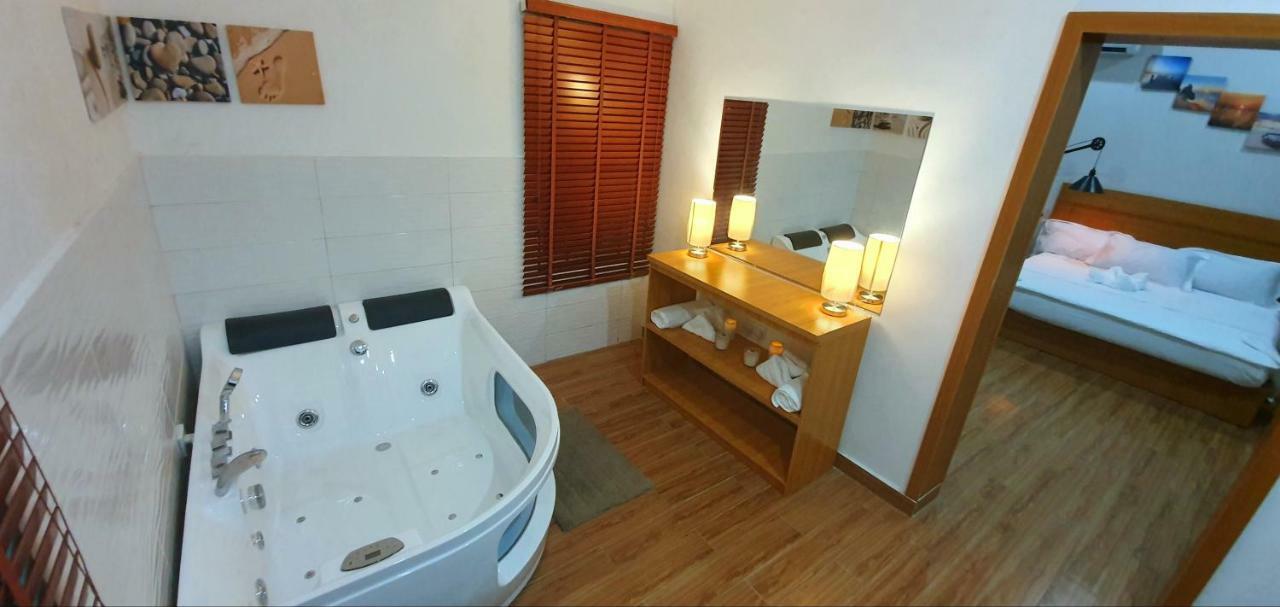 Taverna Lounge & Boutique Hotel Port Harcourt Dış mekan fotoğraf